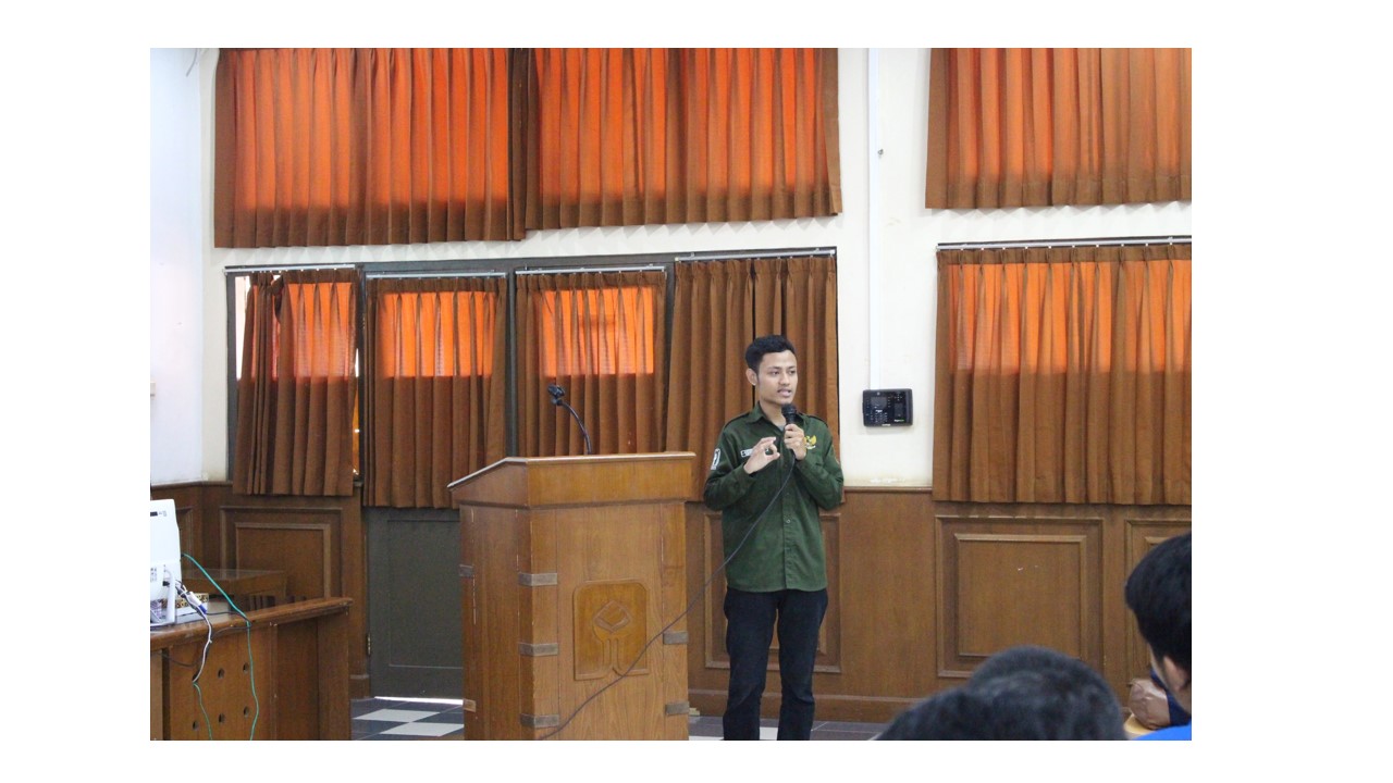 sambutan dari ketua LEM FE Universitas Islam Indonesia
